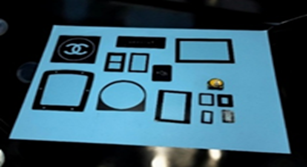 Verres plats sérigraphiés de petite dimension